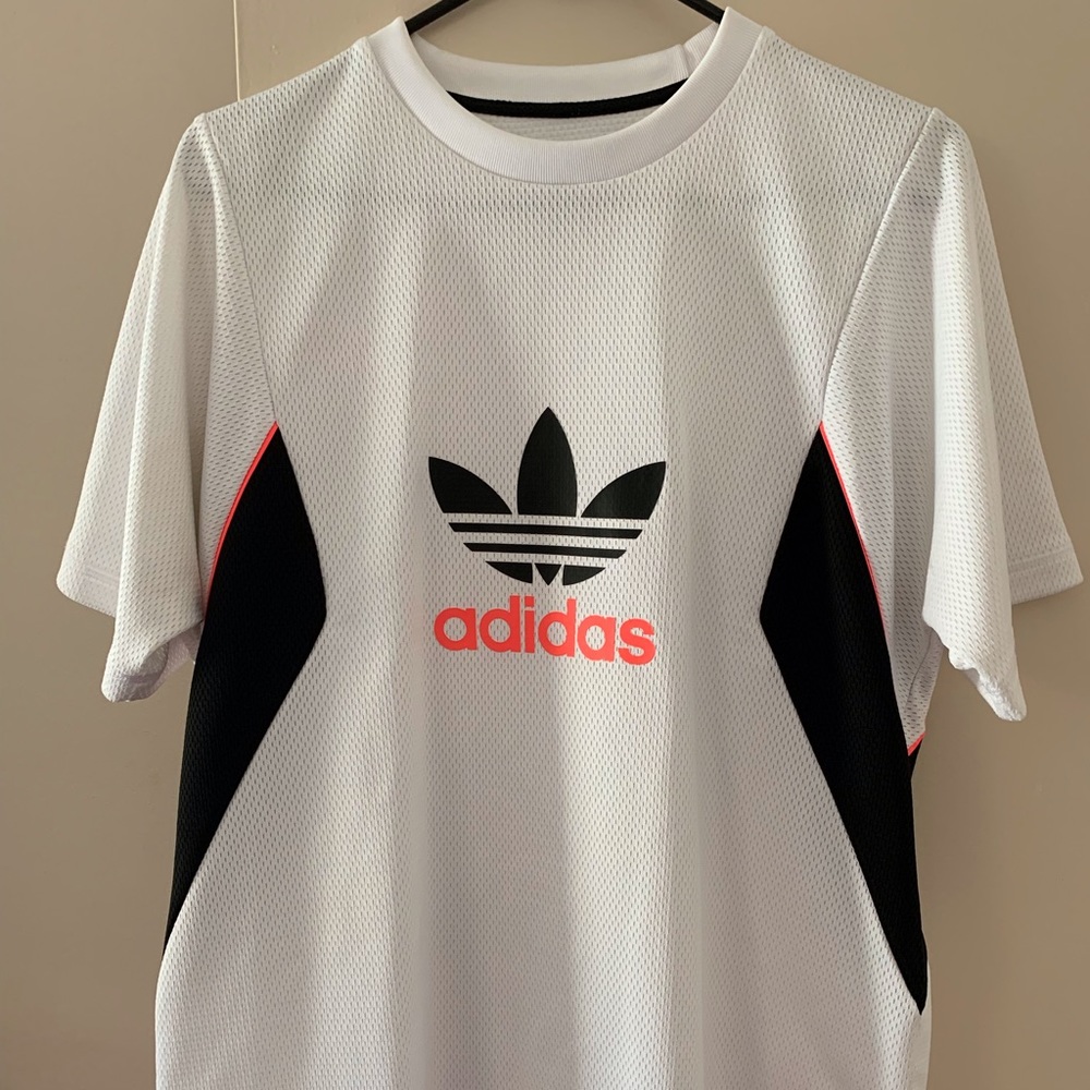 Adidas T (neon pink/ white)